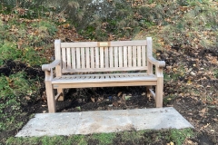War memorial bench